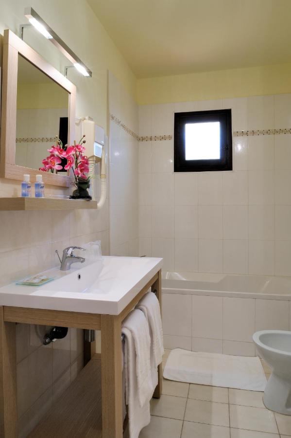 Serriera  Residence Stella Marina المظهر الخارجي الصورة